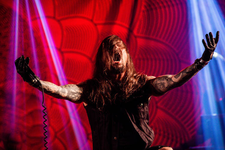 A banda finlandesa Amorphis se apresentou no Abril Pro Rock, pela primeira vez no Nordeste, trazendo a turnê 'Queen of Time'. O festival acontece na cidade do Recife, no Baile Perfumado. 
Foto: Pei Fon/ Rock Meeting.  
Todos os direitos reservados. 
contato@rockmeeting.net