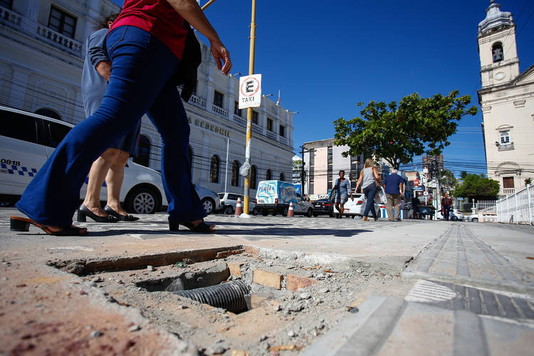 Prefeitura lança guia para construção e reforma de calçadas